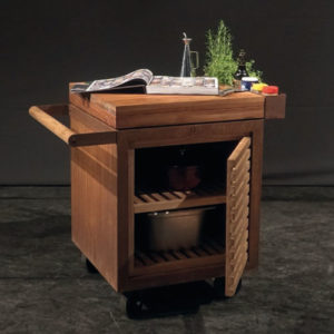 OFYR_Storage_Insert_PRO_1_porteTeak_Wood_Small_exemplel
